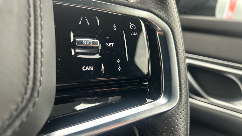 Land Rover Range Rover Velar 2.0 D200 R-Dynamic HSE 5dr Auto Diesel Estate